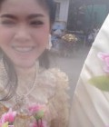 Dating Woman Thailand to ศรีสะเกษ : ธนาพร   สิงห์ดง, 24 years